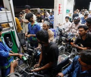 Govt keeps petrol, diesel levy unchanged; subsidy of Rs23bn approved