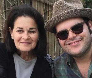 Josh Gad says his mom is 'fighting for her life' as he asks for prayers