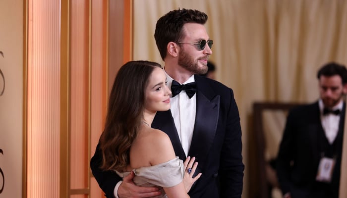 Chris Evans, wife Alba Baptista channel parenthood at Oscars 2026