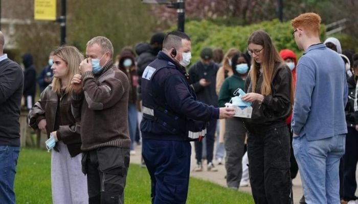 How did meningitis outbreak start at University of Kent’s chemistry club?