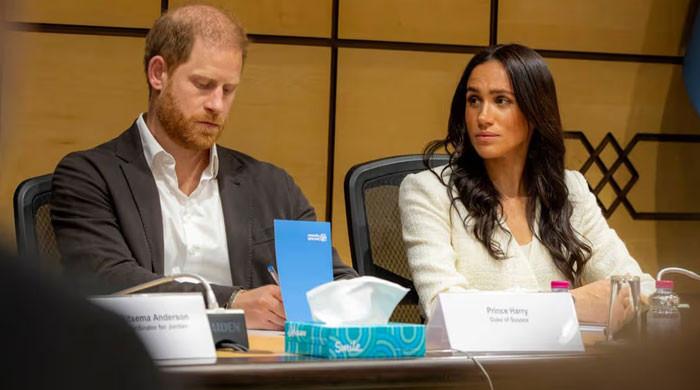 Prince Harry, Meghan make powerful choice as royal future hangs in balance
