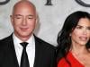 Lauren Sánchez shoos away Jeff Bezos on Vanity Fair Oscars red carpet