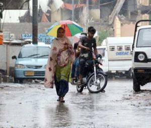 Rain expected to hit Karachi, other parts of country ahead of Eid ul Fitr: PMD