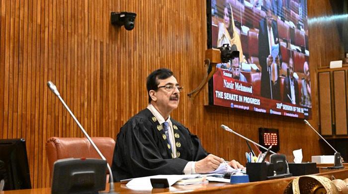 Senate Secretariat responds to queries on Gilani's Land Cruiser purchase