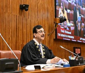 Senate Secretariat responds to queries on Gilani's Land Cruiser purchase