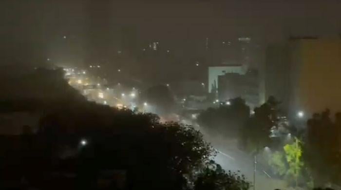 Karachi rain: Death toll rises to 18 as more bodies recovered from debris