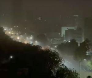 Heavy rain, thunderstorm hit parts of Karachi