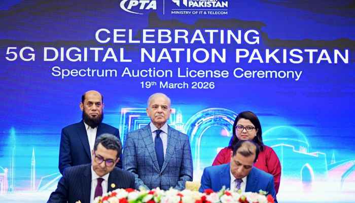 PM Shehbaz witnesses signing ceremony of licence agreements for the 5G spectrum on March 19.  — APP