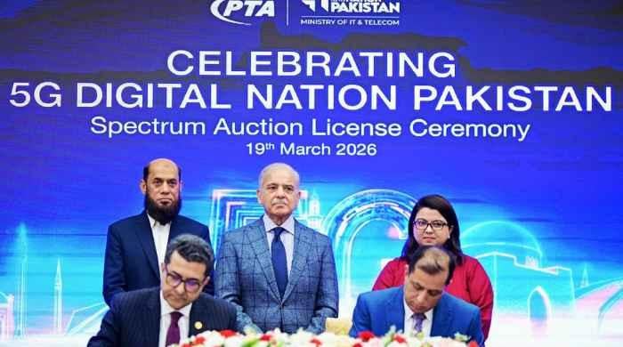 Govt awards 5G licences as telecom operators begin service rollout in select cities