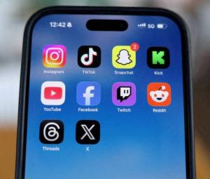 Social media impacts youth wellbeing: UN happiness report