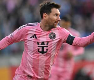 Messi scores 900th career goal, joins Ronaldo in elite club