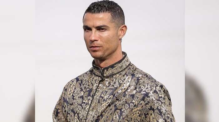 Ronaldo extends Eid ul Fitr wishes to fans across world 