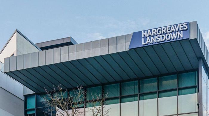 Hargreaves Lansdown IT glitch locks out millions as markets plunge