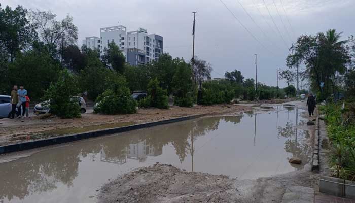 Aftermath of early morning rain in Karachi on March 21, 2026. — Geo.tv