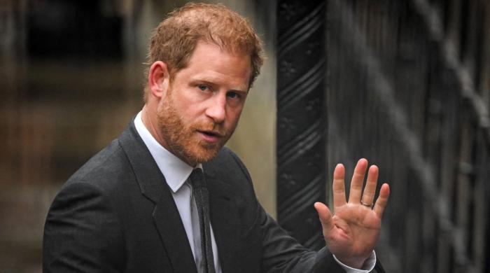 Prince Harry pal sends stern message to royal family: 'Cruel treatment' 