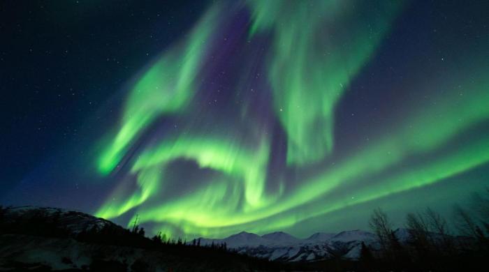 Northern lights return: UK skies set for second night of dazzling display 