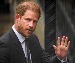 Prince Harry pal sends stern message to royal family: 'Cruel treatment' 