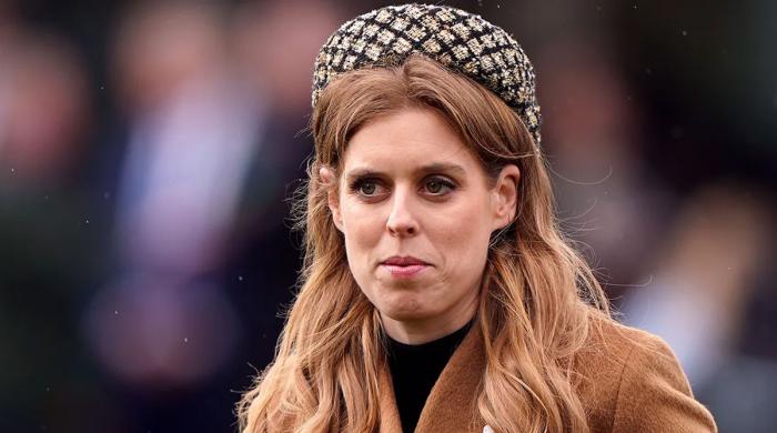 Beatrice's health at risk as pals raise alarm bells: ‘haven't been great'