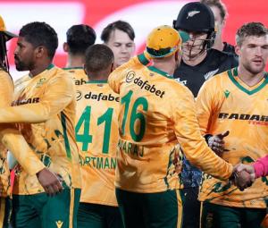 South Africa clinch 19-run win over New Zealand in fourth T20I