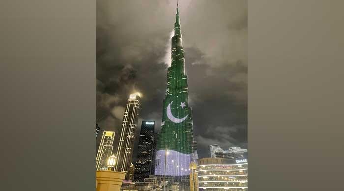 WATCH: Dubai marks Pakistan Day by illuminating Burj Khalifa in green