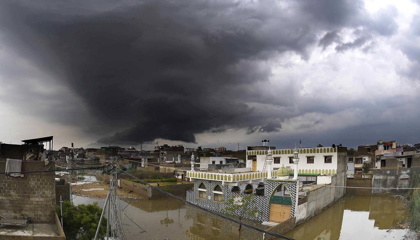 A view of dark clouds hovering over Karachi, August 20, 2025. — INP