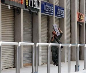 Smart lockdown on cards in Sindh as fuel-saving measure, says minister