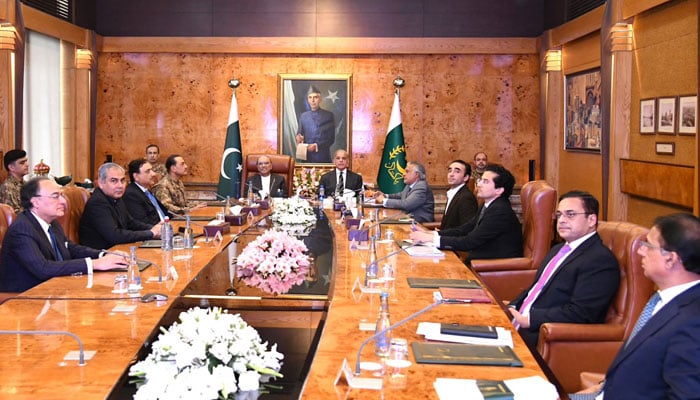 President Asif Ali Zardari chairs a high-level meeting at Aiwan-e-Sadr along with Prime Minister Shehbaz Sharif, Field Marshal Syed Asim Munir and cabinet members on March 26, 2026. — X/@PTVNewsOfficial