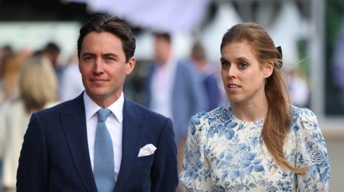 Princess Beatrice husband takes shocking step, fuels rumours again