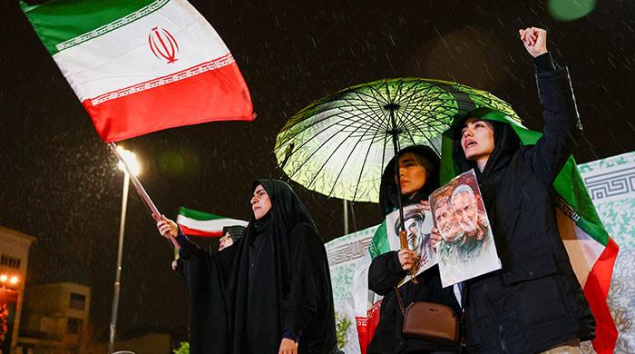 Trump pauses attacks on Iran's energy plants for ten days