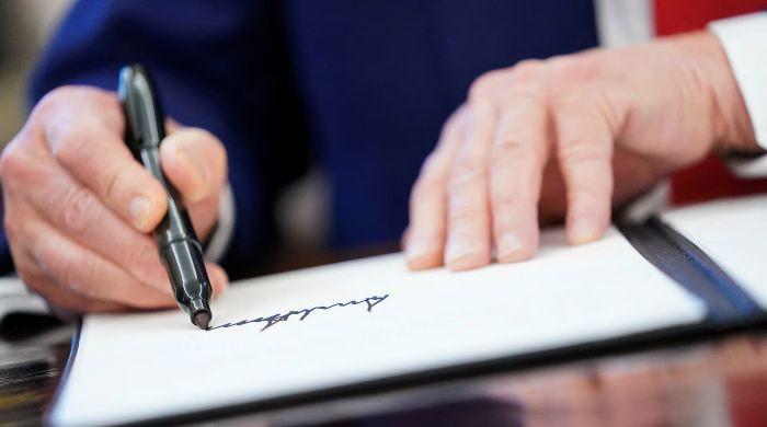 Trump signature to appear on US currency, ending 165-year tradition