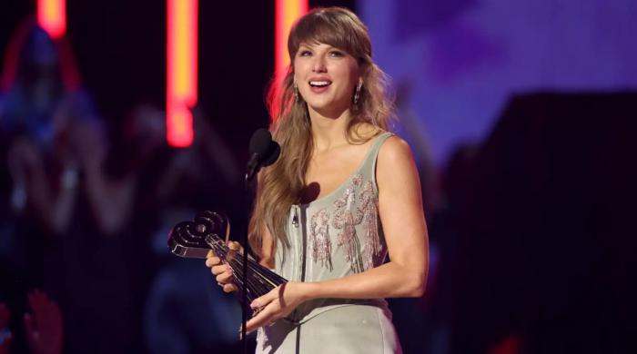 Taylor Swift's emotional win hits different this time: ‘Love what you do'