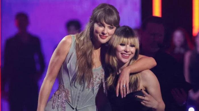 Alysa Liu, Taylor Swift share iconic moment onstage at iHeartRadio Awards