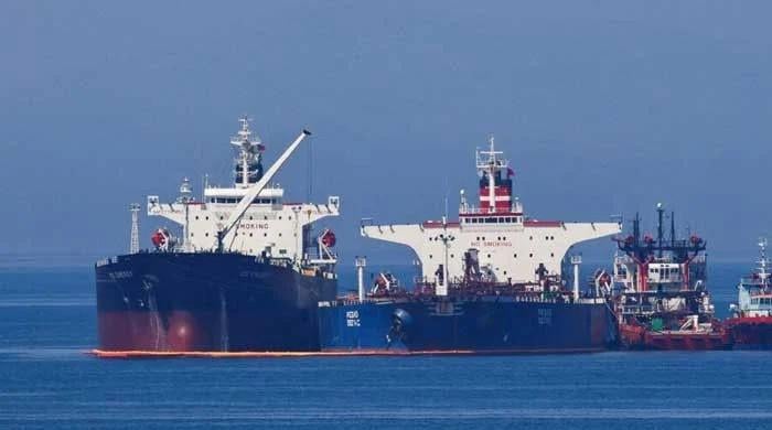 Fuel crisis exposes Pakistan's dangerous reliance on imported oil: experts