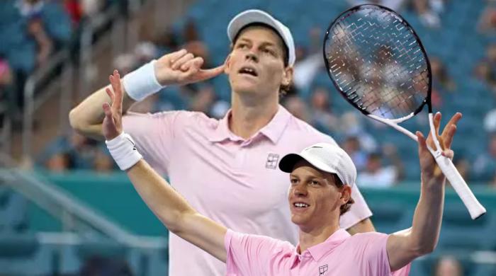 Jannik Sinner edges closer to 'Sunshine Double' after beating Zverev in Miami