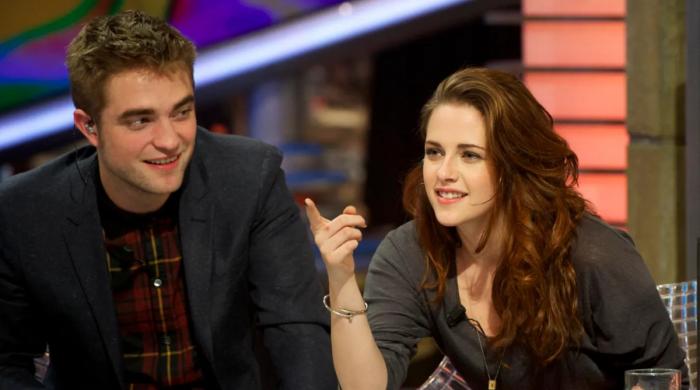 Robert Pattinson takes a dig at ex Kristen Stewart: 'Red flag'