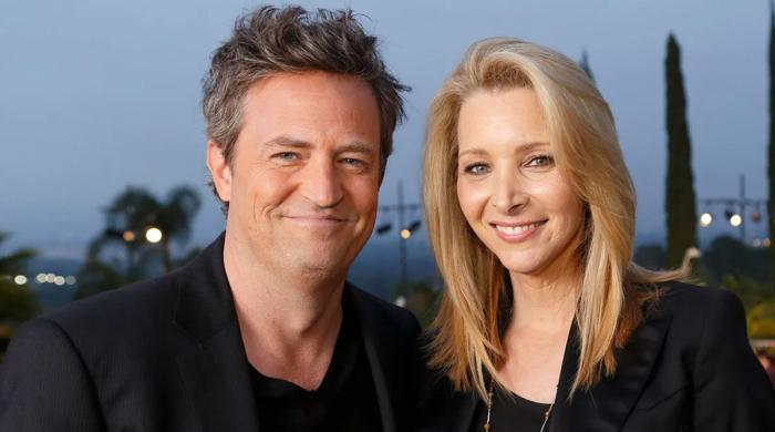Lisa Kudrow shares 'Friends' reruns helped cope with Matthew Perry's loss