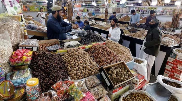 Pakistan inflation forecast raised to 7.5% amid Middle East war