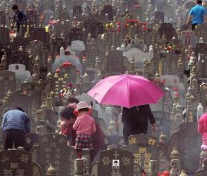 China bans entombing cremated remains in empty flats