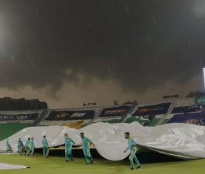PSL 11: Rain delays toss for Islamabad United vs Peshawar Zalmi encounter