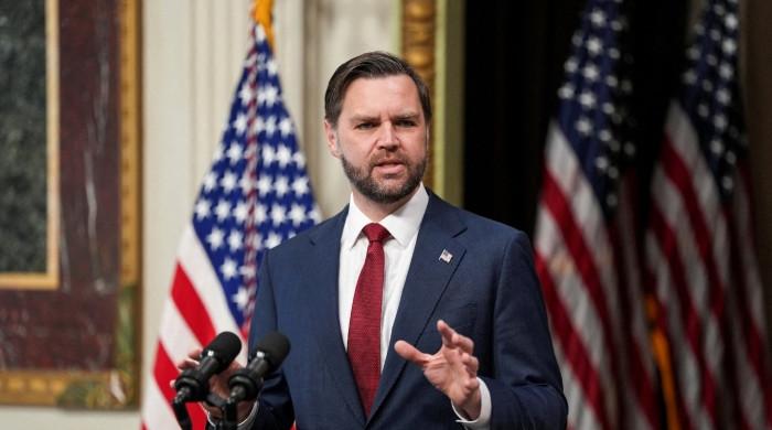 US VP Vance tells Pakistani intermediaries Trump open to ceasefire: source
