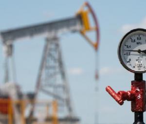 Crude oil surges, equity markets rise as Iran tanker attack meets Trump war exit signals