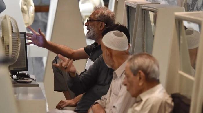 PSX falls as Trump's Iran warning rattles sentiment