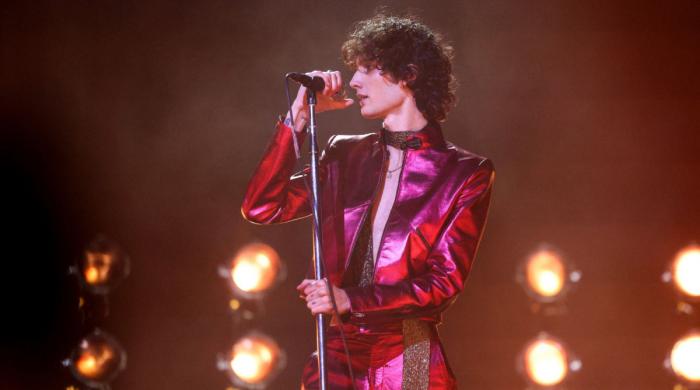 Sombr reveals how personal love life differs from songs 