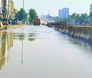 Karachi smashes 41-year rain record as heavy downpour chills city