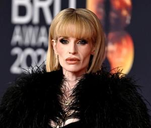 Kelly Osbourne's new look has everyone talking