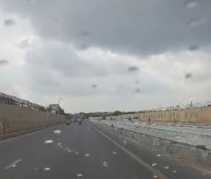 Parts of Karachi receive drizzle amid rain forecast