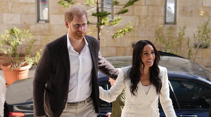 Harry and Meghan's 'standing ovation' moment resurfaces