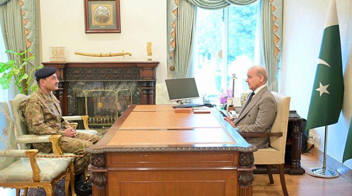 Pakistan vows all-out support to US and Iran for peacefully resolving conflict