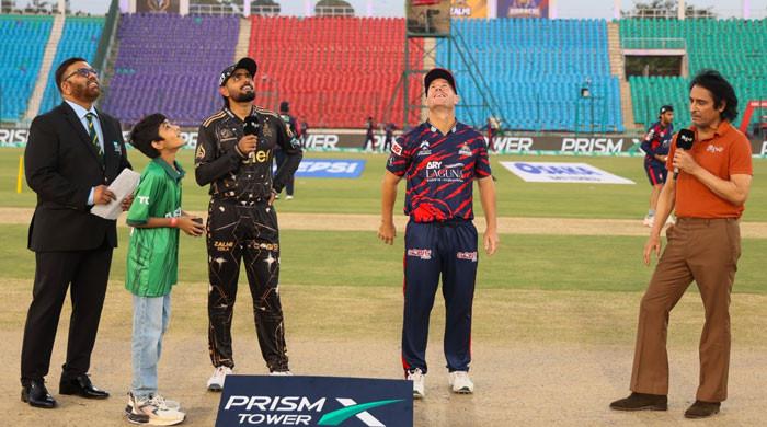 Babar, Mendis lift Peshawar Zalmi to 247-run target against Karachi Kings