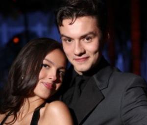 Olivia Rodrigo, Louis Partridge breakup uncertain after confusing signs